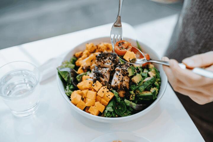 How to Build Meals That Keep You Full Longer
