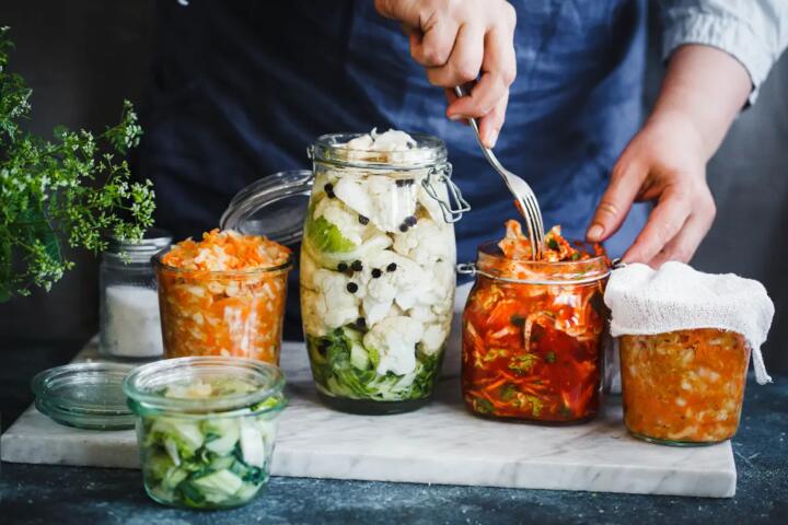 Fermented Foods: Probiotics vs Live Cultures