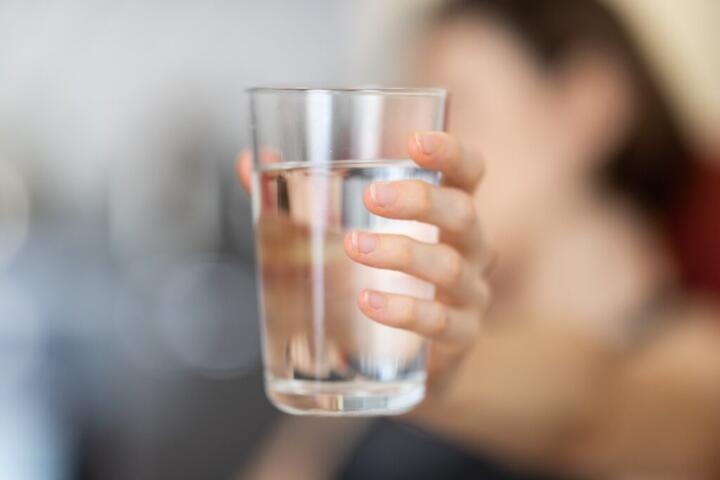 Best Apps to Track Water, Steps, and Sleep